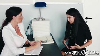 MARISKAX Dacada and Mariska share a huge penis