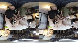 Virtual Reality 3D: one MIN TEASER FROM KENDRA LYNN GANG BANG into a