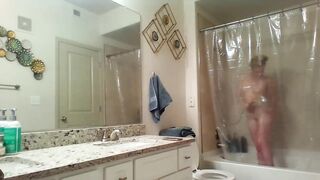 Voyeur cunt with mouth taking photos and masturbating in the sho