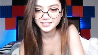 Sg Skype Goddess Alessa Tay feelin lusty plays with sex