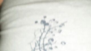 Sentou gostoso de camisola e fio dental