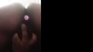 Having Fun with my Tight Cunt until i Squirt