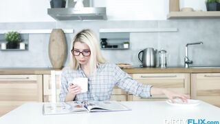 Filthy Flix - Sex and pizza with cum dressing Cornelia