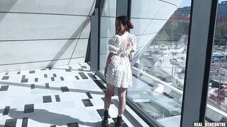 La Touriste Néerlandaise Esluna Love Baisée Par two Inconnus, Exhib En Outdoor