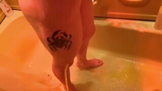 Piss Drinking Cumshot , use her like a Bathroom