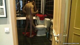 Amateur chick blows and fucks rod into bathroom ( Ydevi.com