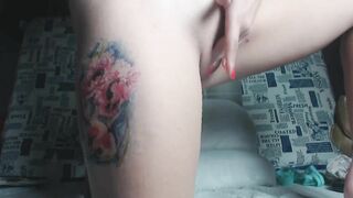 cunt with mouth Having Fun with her Super Bald Vagina till its got Beautiful Soak