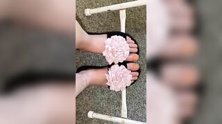 Showing off my Orange Feet
