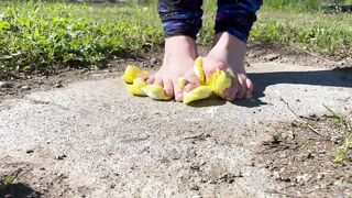 BBW cougar Steps all over Marshmallow Peeps Making a Sticky Mess