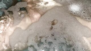 Rachel Reign trying my new Vibrator