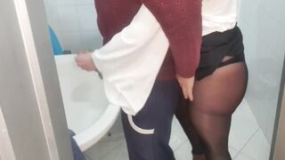 Step Sister Offer SURPRISE HAND JOB