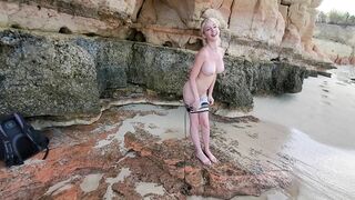 SLENDER Nude at the Beach GOOD Body, Adorable and Shy FINGER FUCK