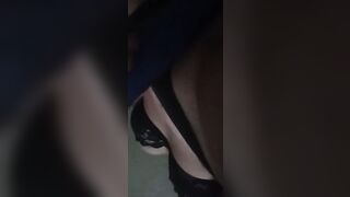 BEAUTY mom WANTS PENIS INTO HER BATH-TUB