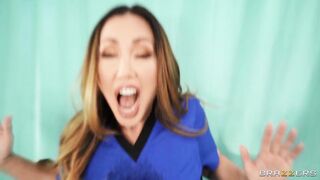 Hump and Splash the Nurse / Brazzers