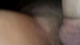slowly waking up my wifey for a late night jizzed