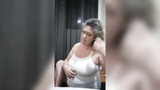 Yo Bed Bad bimbos