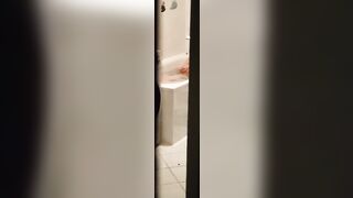 Freundin beim Baden heimlich gefilmt