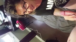 Next Door Ex-Wifey want to Learn how to Suck and Deep Throat my