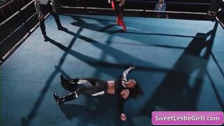 Sensual huge tit lesbo wrestlers Ariel X, Sinn Sage making out