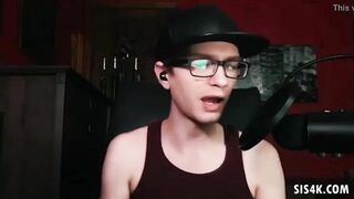 Gabbie Carter masturbates to her stepbro on web cam