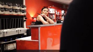 Gorgeous Mom Ania knows how to Please her Clients