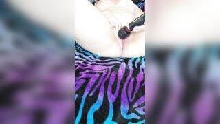 Fucking my Cunt with a Toy