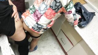 I Plowed my FRIEND’S MILF while she COOKS!