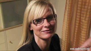 Milf finger fucked her bushy Cunt