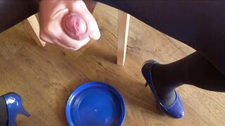 Having Fun into Blue Shoes one