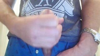 Vulgar fit guy stroking to nice cummed