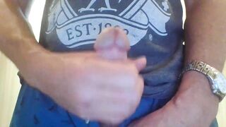 Vulgar fit guy stroking to nice cummed