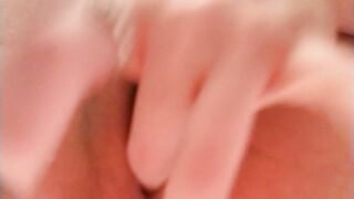 Secretly Finger Bang myself