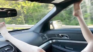 Freaky mom Ejaculates while Ride on Interstate