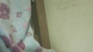 Mi Vecina me Llama Solo Para Debes Verlo