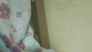 Mi Vecina me Llama Solo Para Debes Verlo