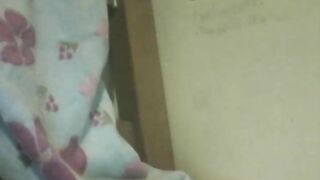 Mi Vecina me Llama Solo Para Debes Verlo
