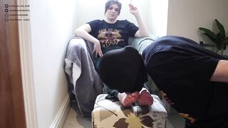 Toes Sub Worships Smoking Female Domination Foot