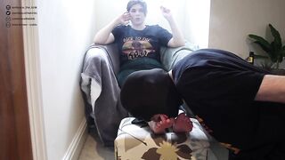Toes Sub Worships Smoking Female Domination Foot