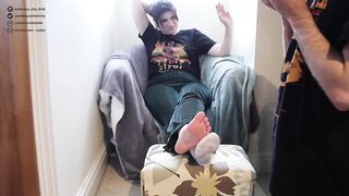 Toes Sub Worships Smoking Female Domination Foot