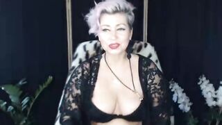 Huge plastic bottles inside soak old twat! Perfect beauty cougar