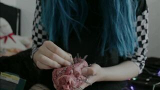 Nailing your Heart (send this to your Crush.)
