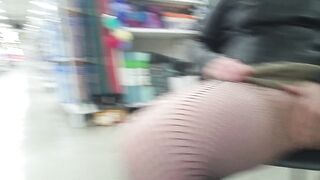 mom almost Caught Rubbing Cunt into Store