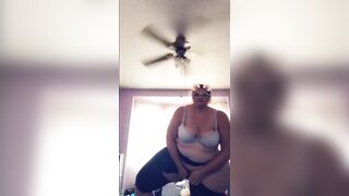 Snapchat Story - Ripping Leggings