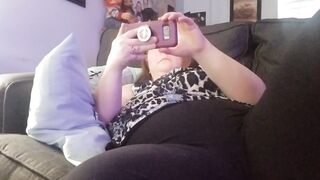 Watching Porn on my Phone and Masturbaiting through my Leggings