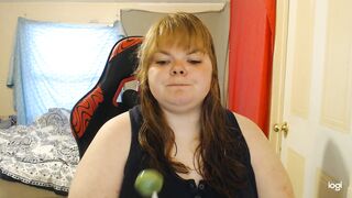 BBW Deepthroats a Sucker