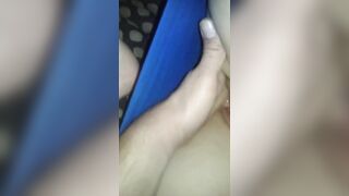 Fingers till she Jizzes