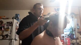 Baldbabey Gets a Haircut inside Panties