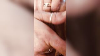 mom Fingering and Squirts