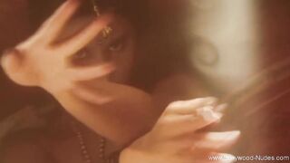 Stripteasing and Seducing Technique to Dance Fully