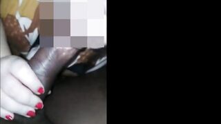 Friend of XVIDEOS fell on her mouth and asked to